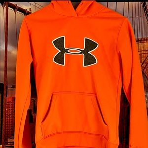 Under Armor sweatshirt. XS/TP. Fitted silhouette. Bright orange.